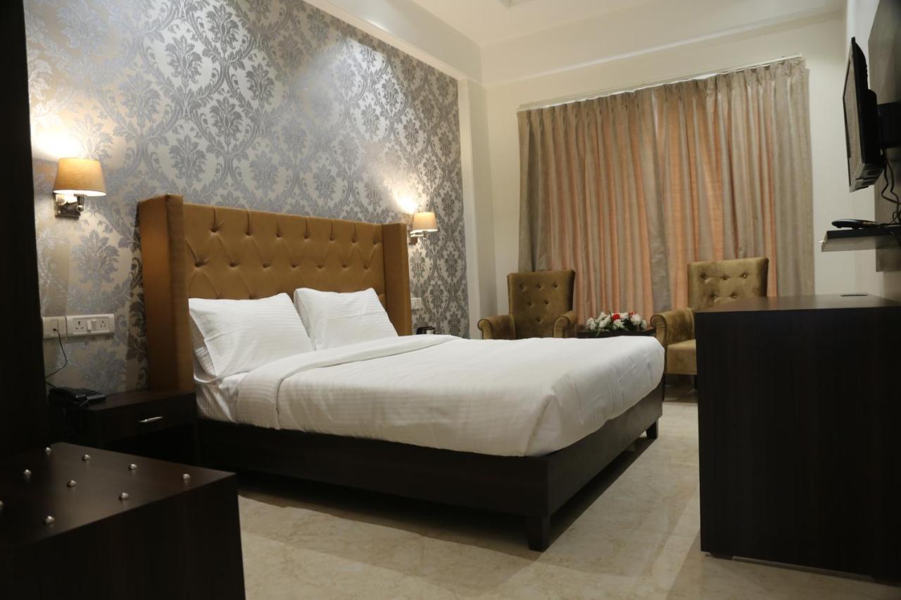 Awadh Inn Noida Luaran gambar